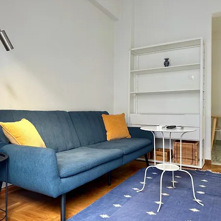 E1 Beautiful Jazz Apartment